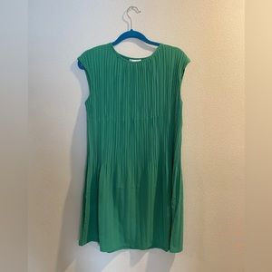 Carolina Belle Montreal Pleaded Green Dress Womens L New with Tags